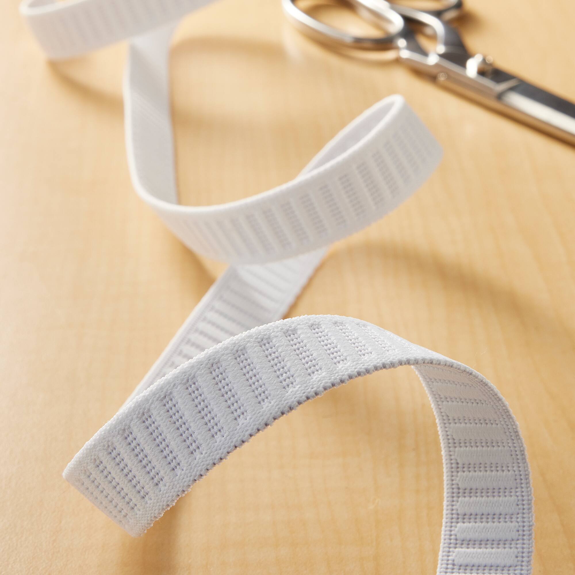 Loops & Threads™ Non-Roll Elastic